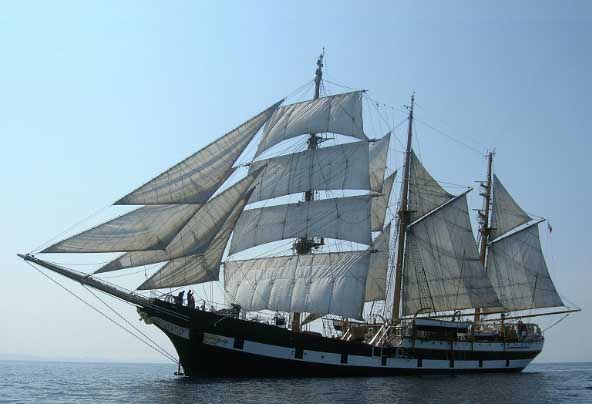 nave scuola palinuro - fondazione sinapsi