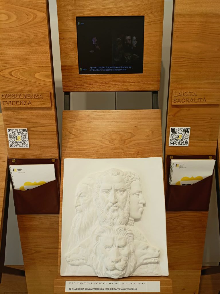 Museo Eidos: Allegoria della prudenza, bassorilievo presente al Museo Eidos